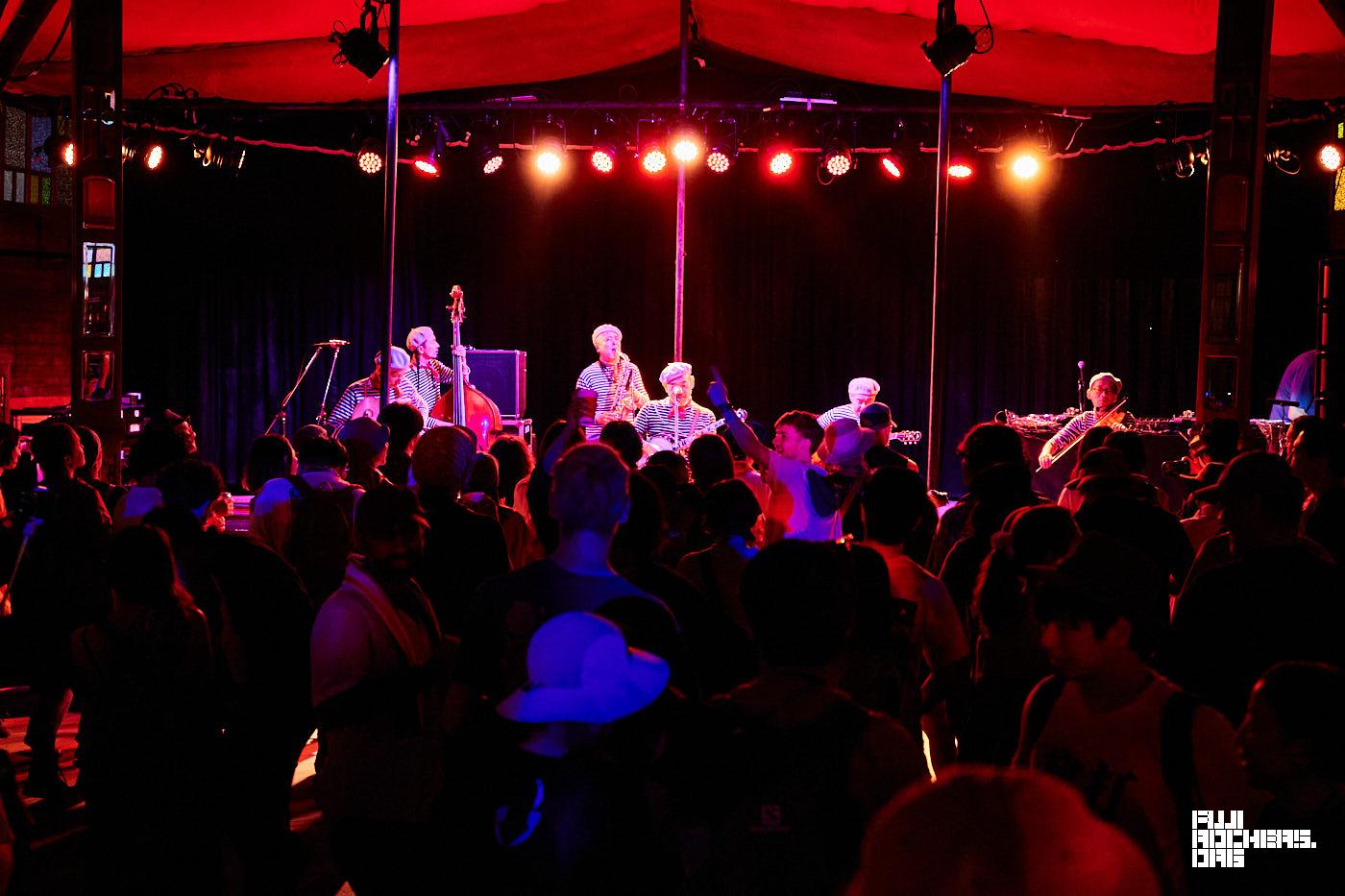 LITTLE FATS & SWINGIN’ HOT SHOT PARTY