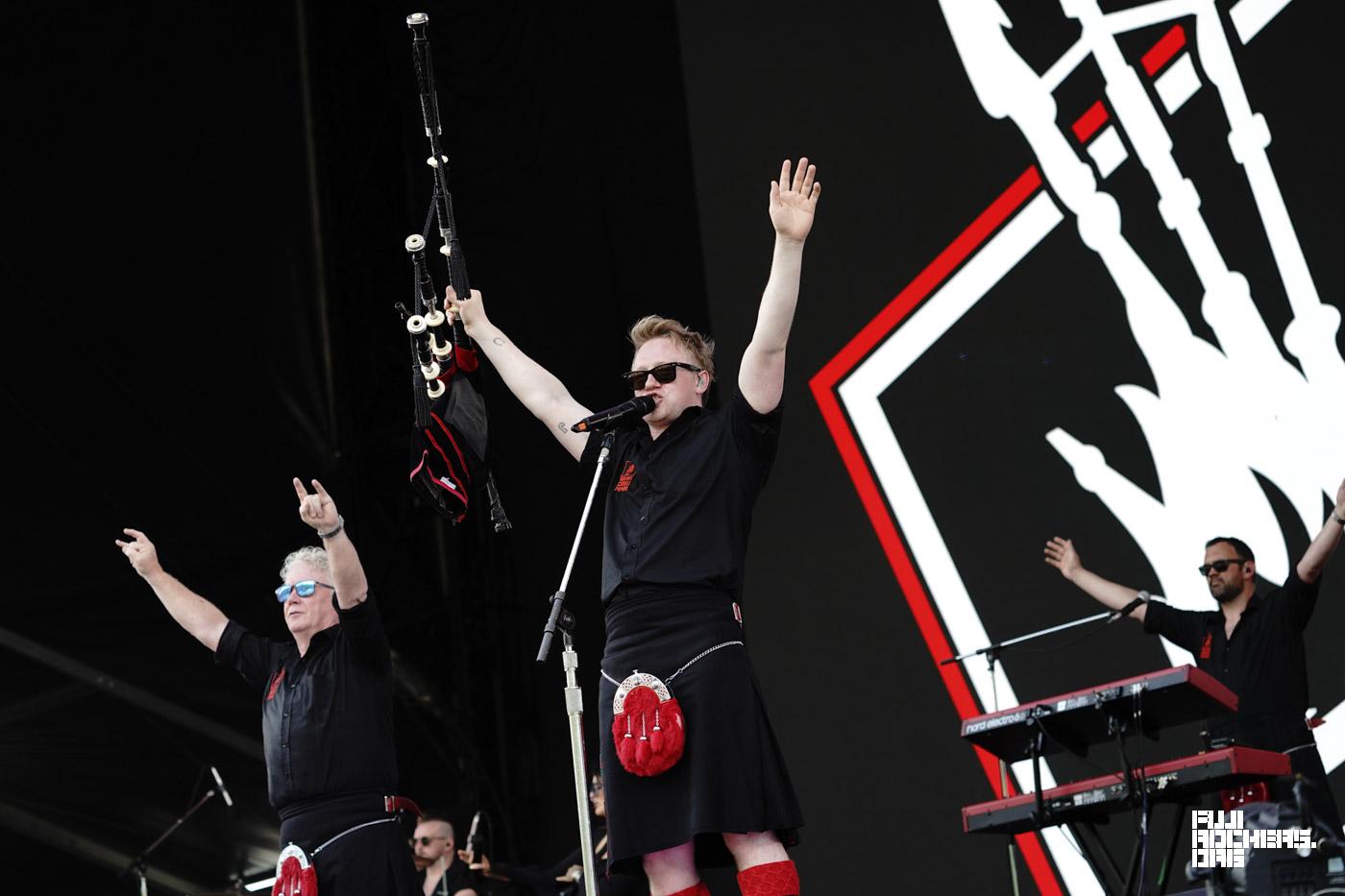 RED HOT CHILLI PIPERS