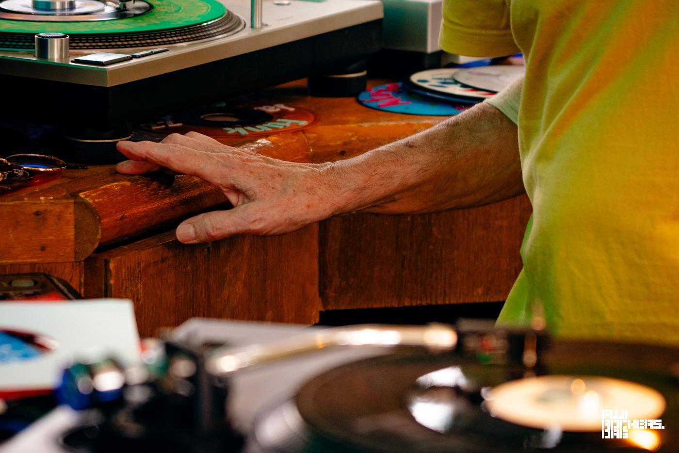 DJ JIM