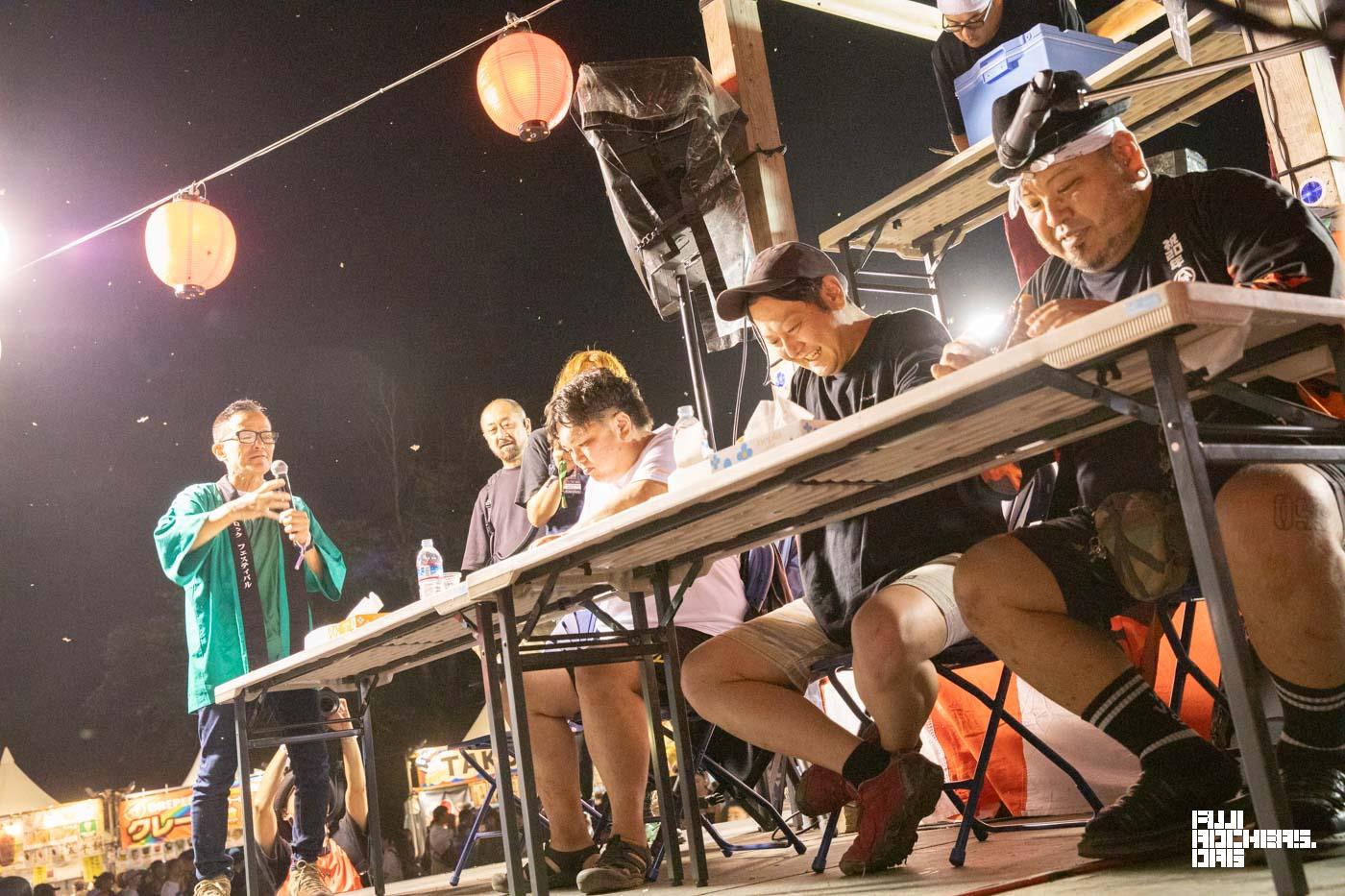 大食い大会開催