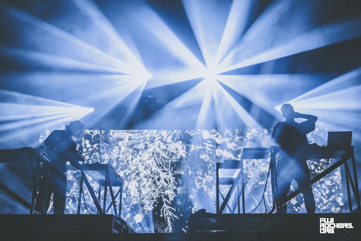 KIASMOS