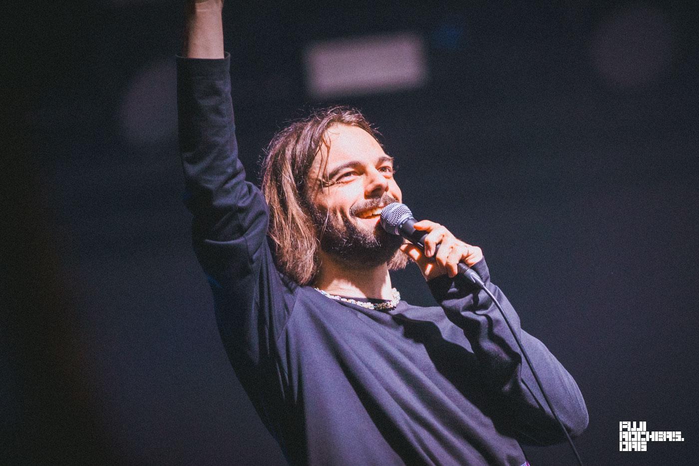 KIASMOS
