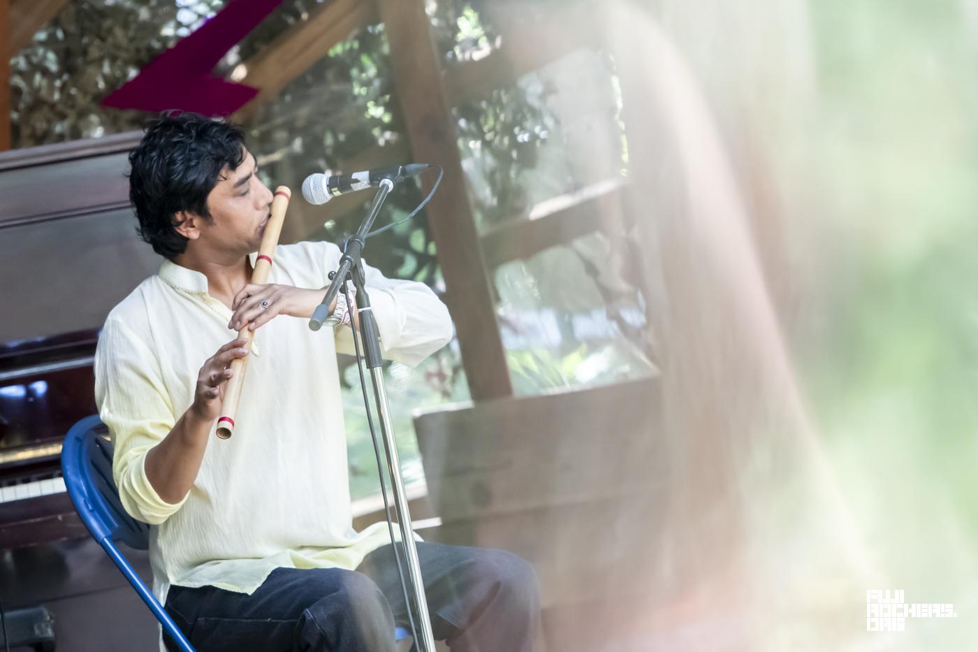 Upendra and friends + Sunil flute solo