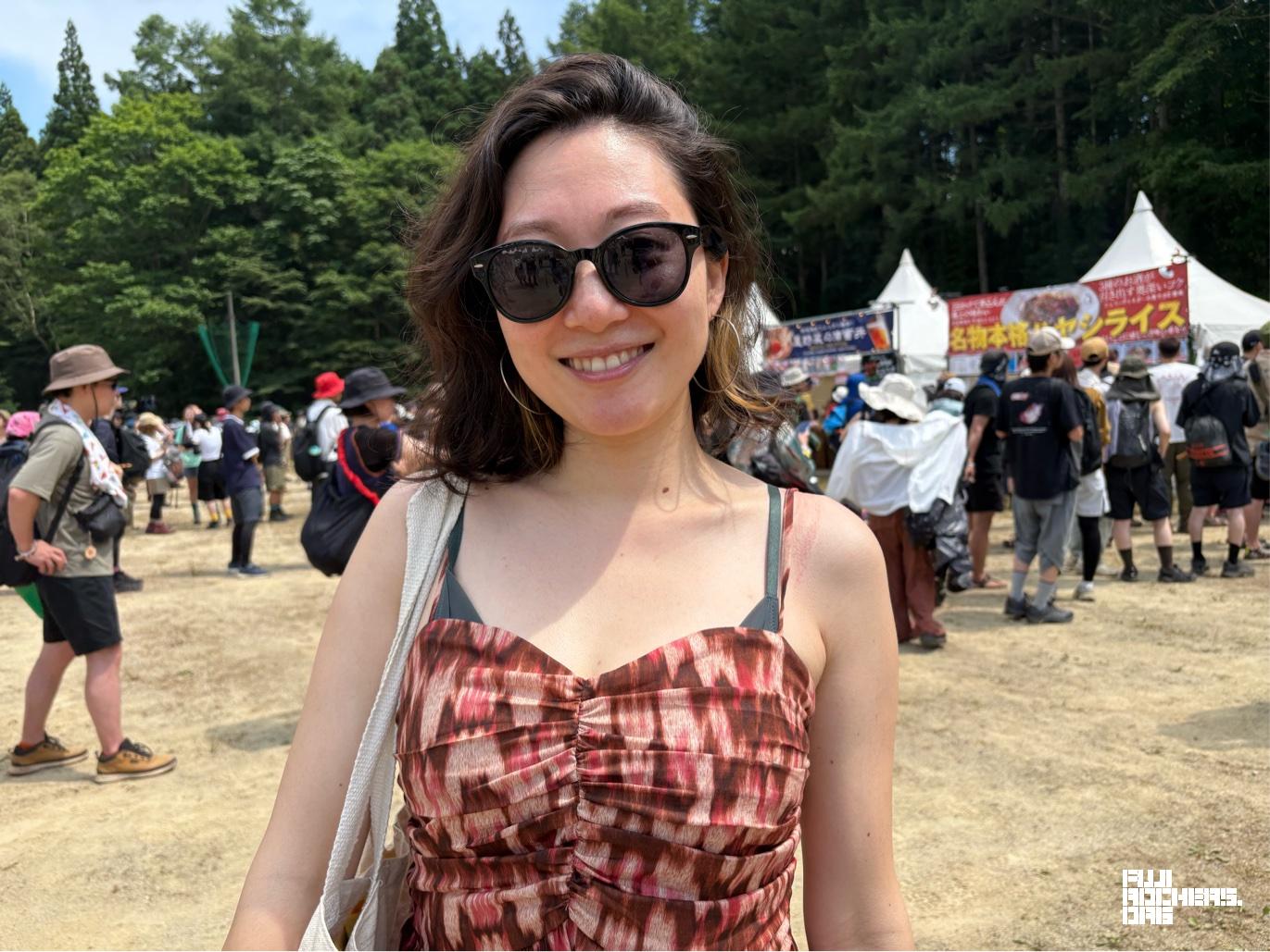折りたたみ式のキャンピングチェア