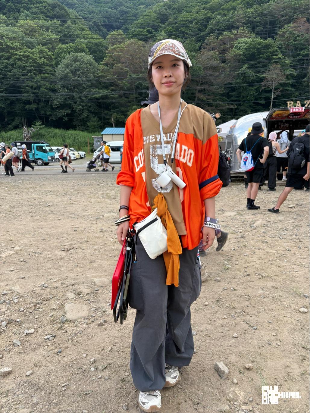 SALOMONのスニーカー
