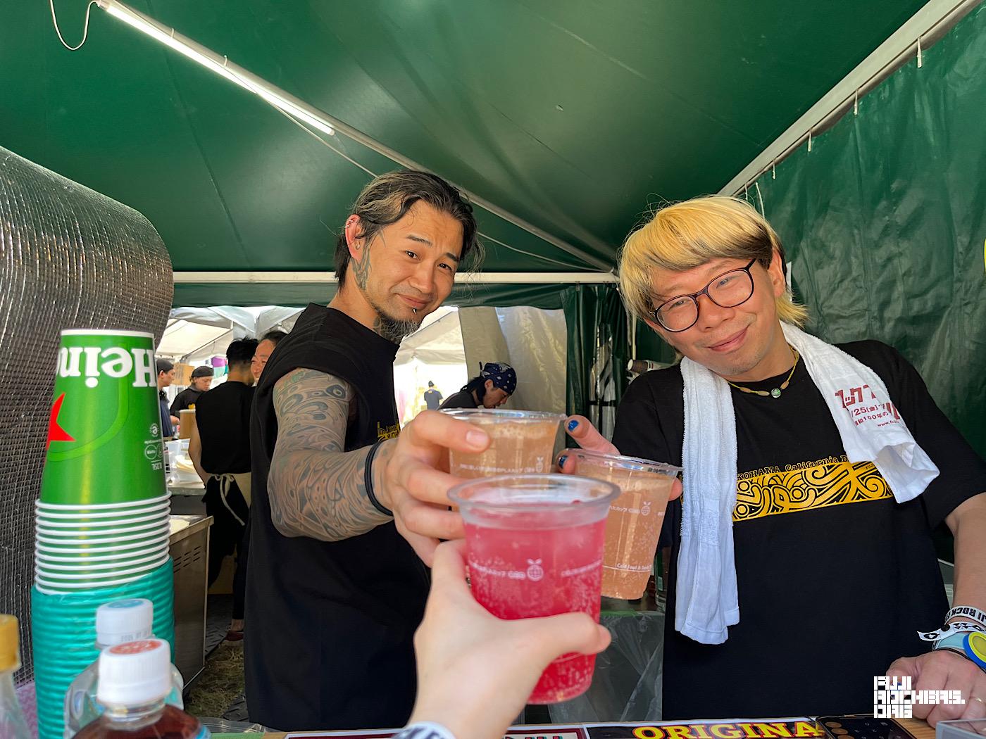 ところ天国で乾杯！
