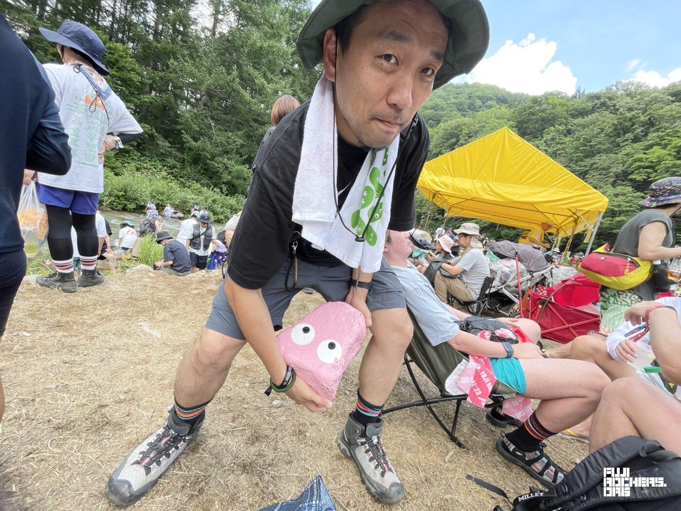 最終日12時、ヘビーなゴンちゃんお迎えした人たち
