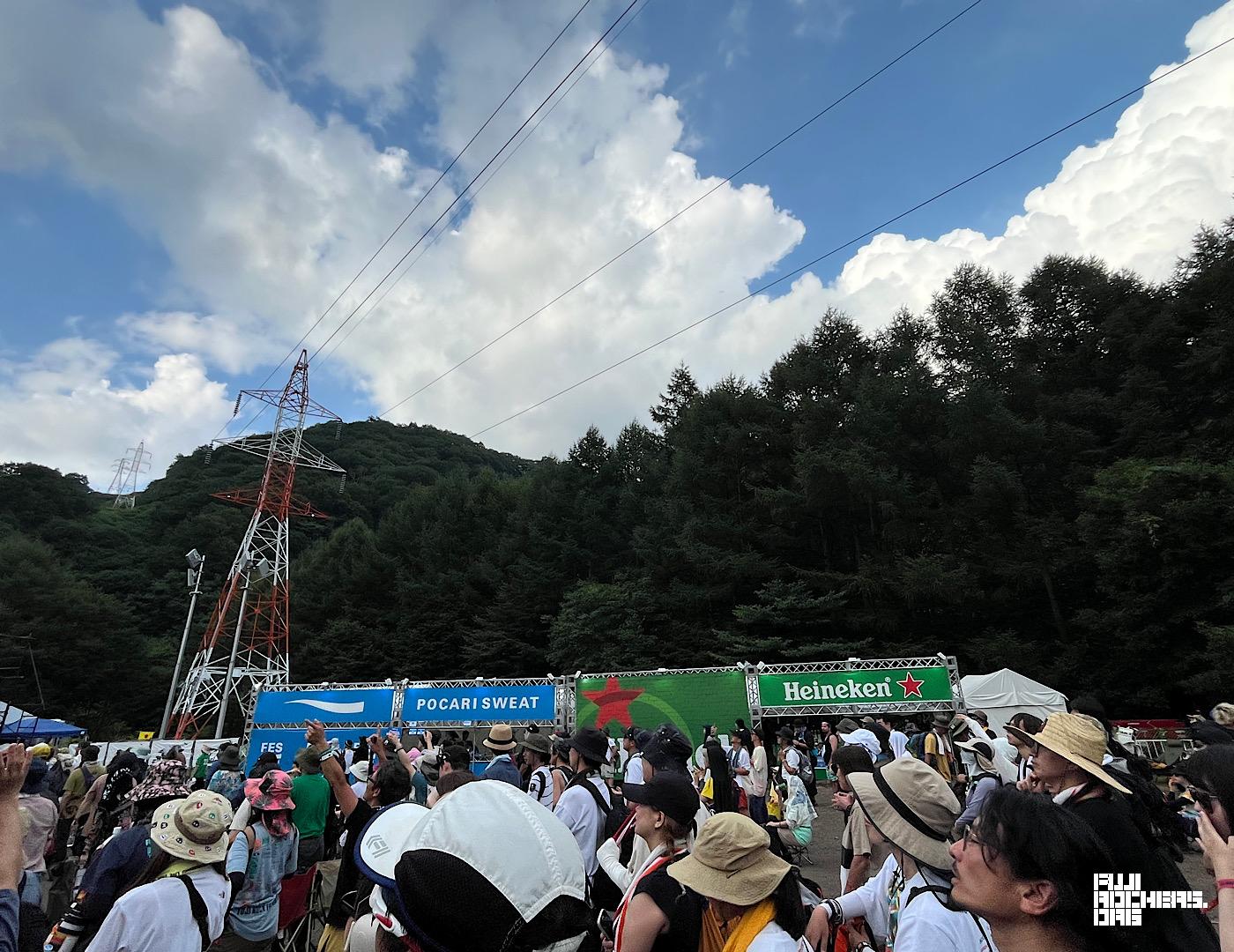 気温25度が寂しさを助長する