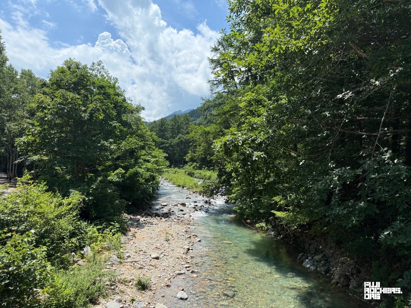 浅貝川ところ天国前　