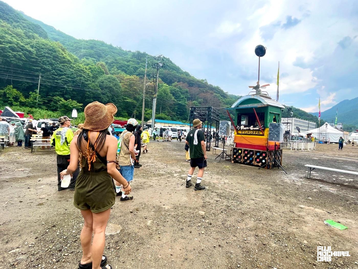 イエロークリフにDJブースが！