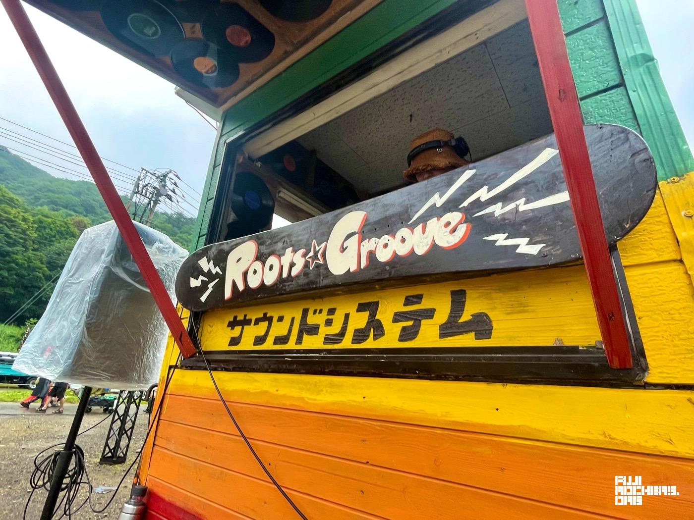 イエロークリフにDJブースが！