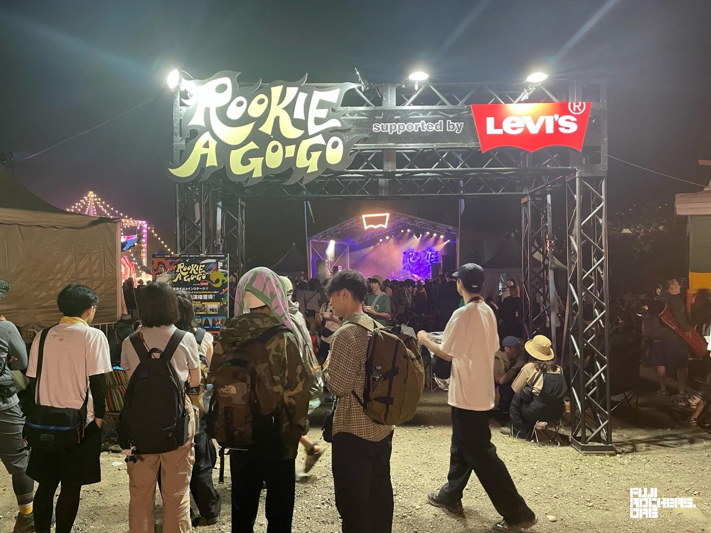 眠気を吹き飛ばすROOKIE A GO-GOの熱気