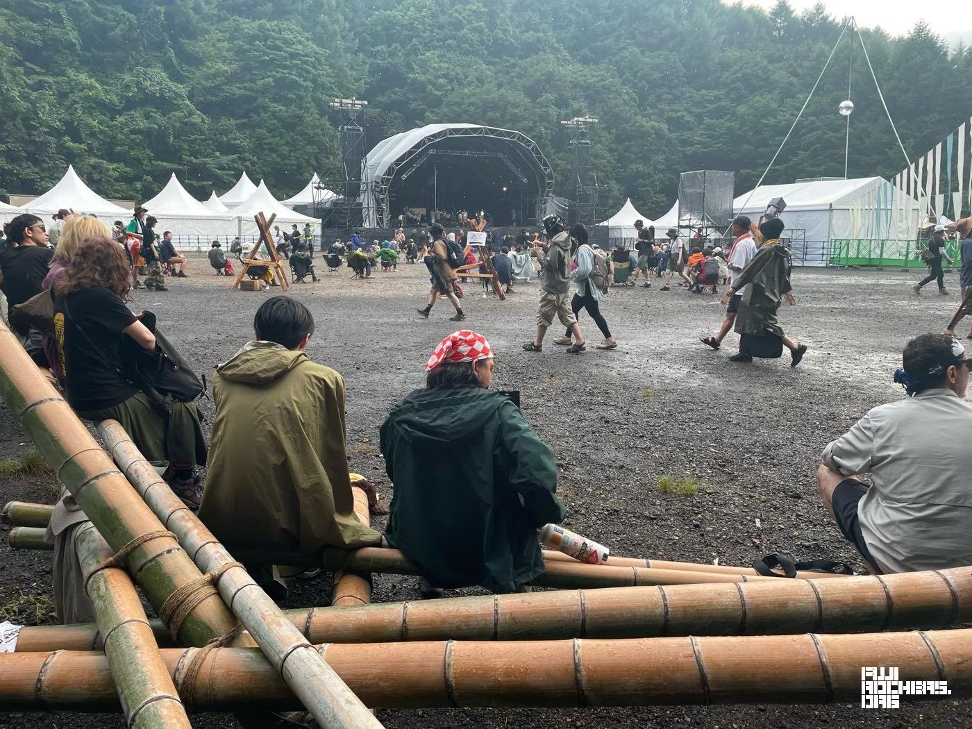ライブをやっていないステージに行ってみる