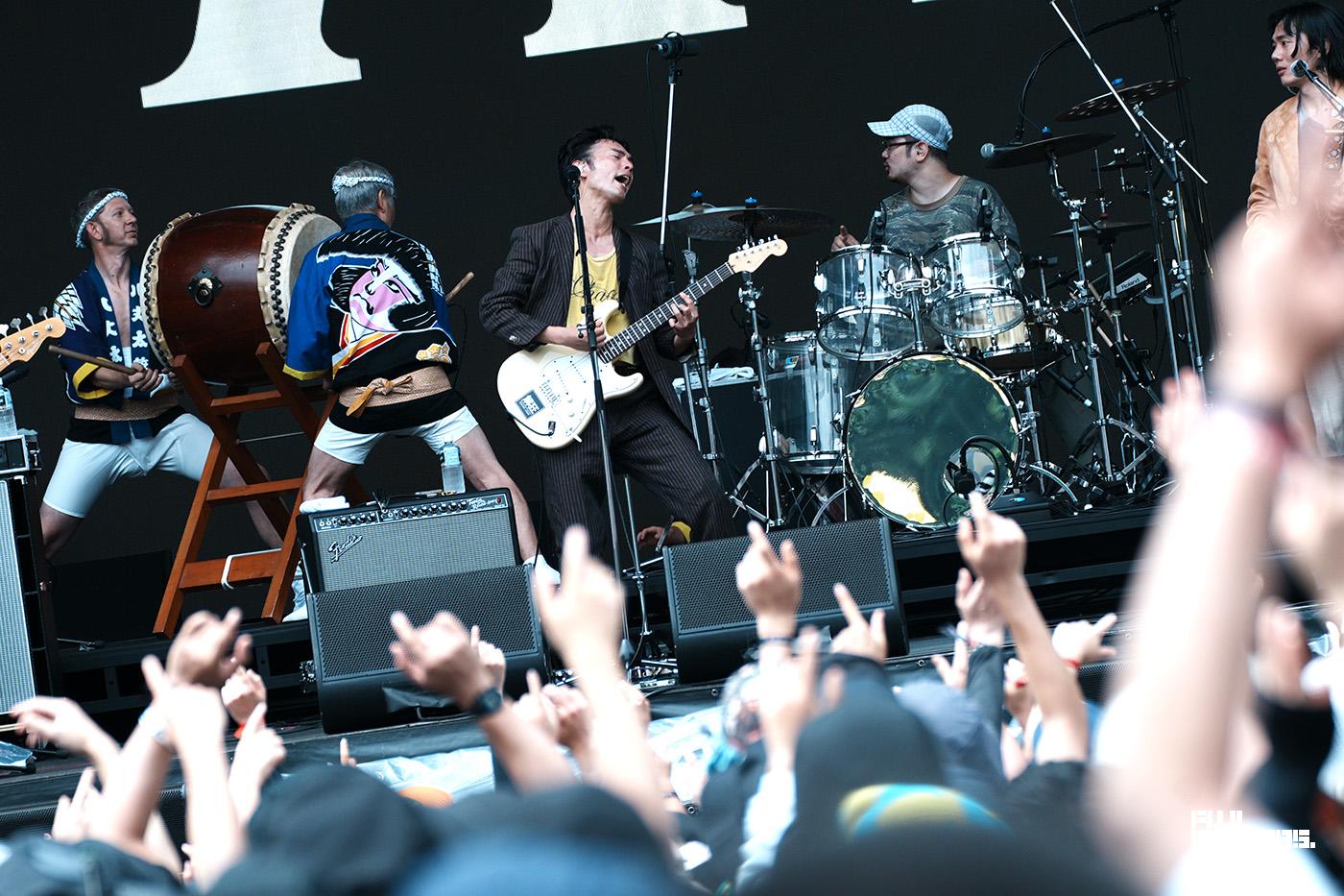 MONO NO AWARE