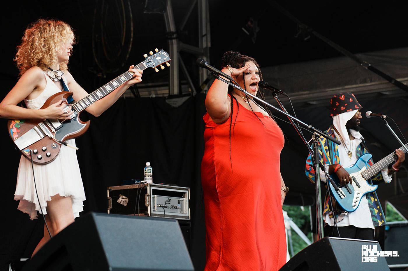 GRACE BOWERS & THE HODGE PODGE