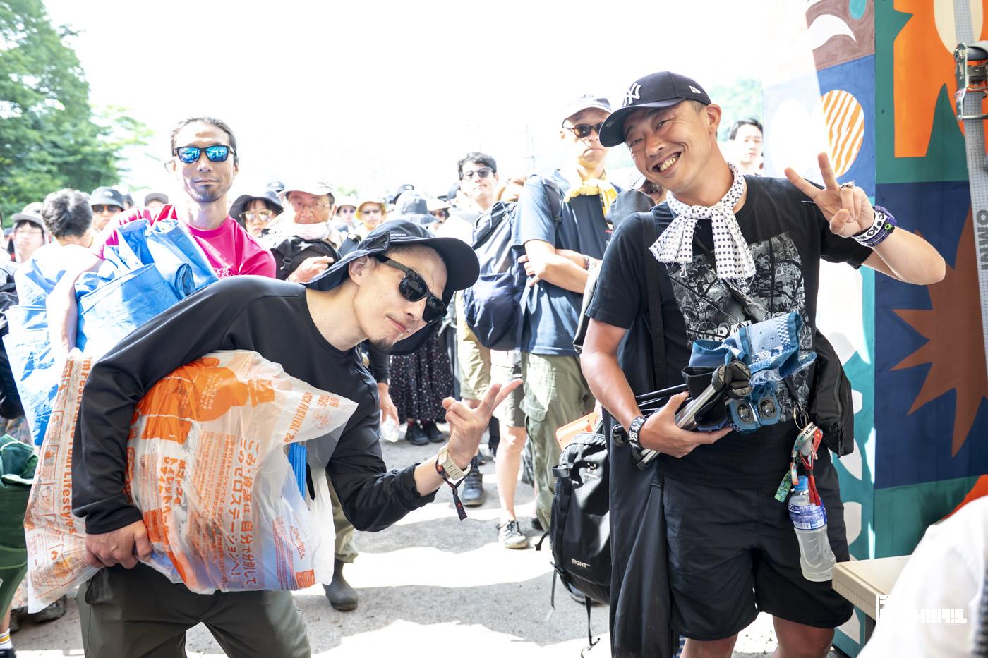 ３日目、入場ゲートオープン待機列