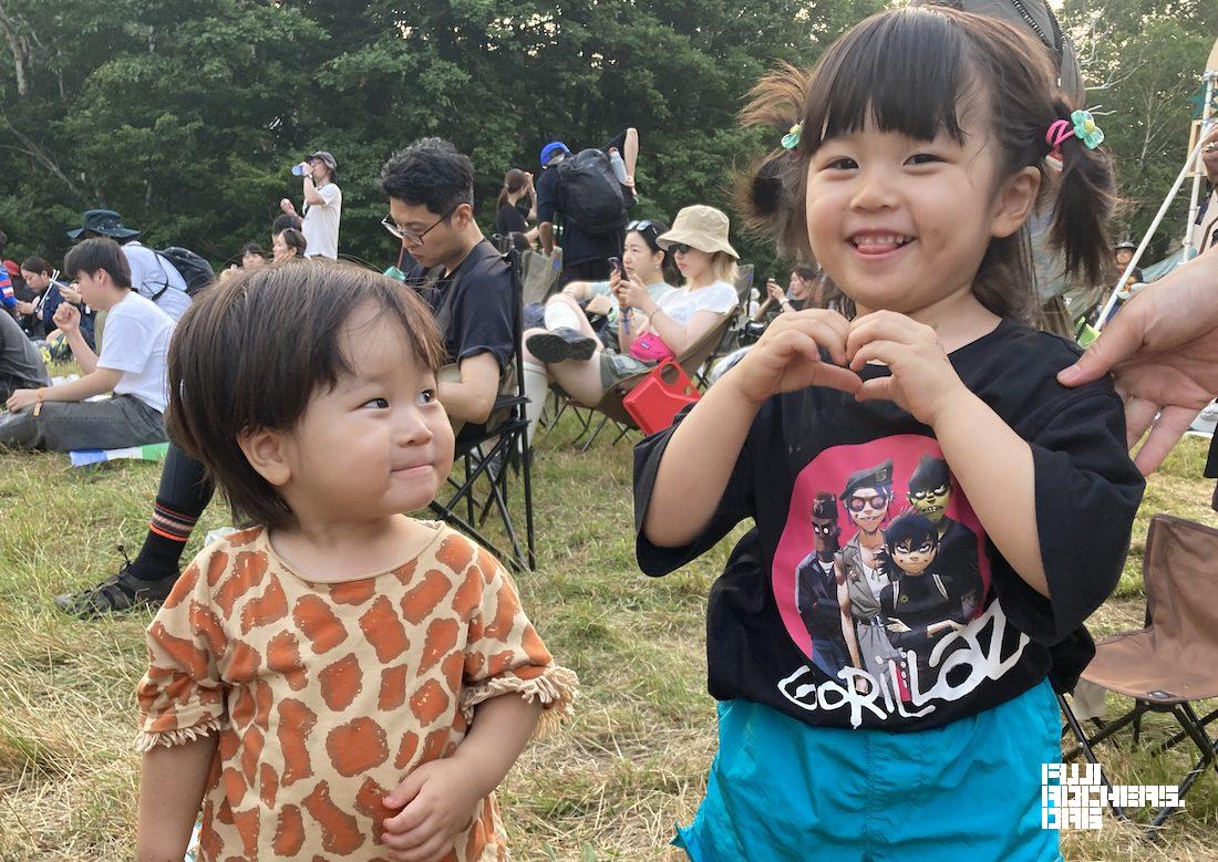 ENG: Fuji Rockers Come in All Sizes!