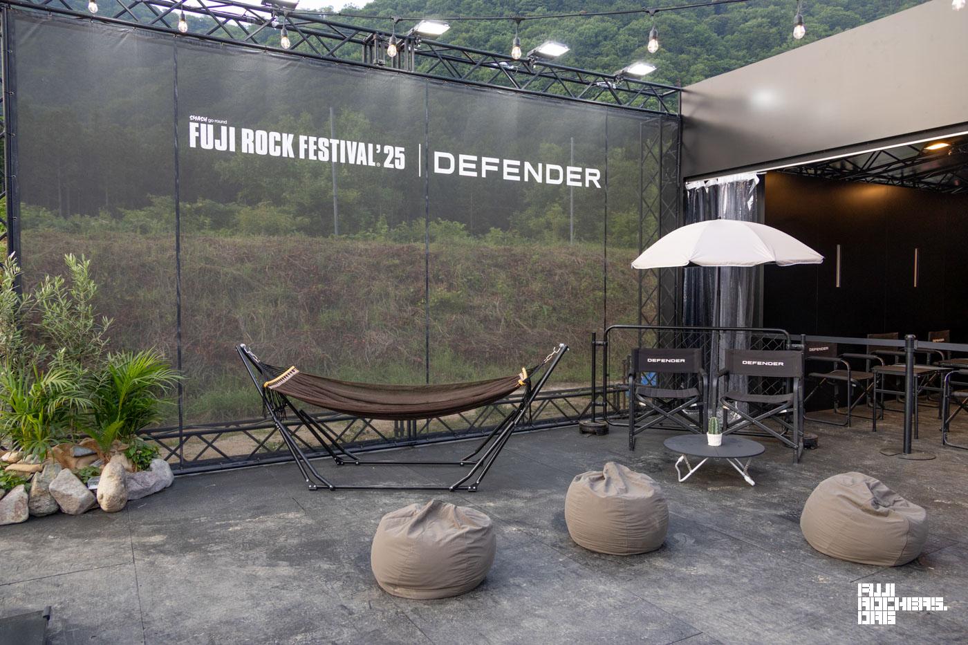 DEFENDER（ORANGE　CAFEにて展示中）