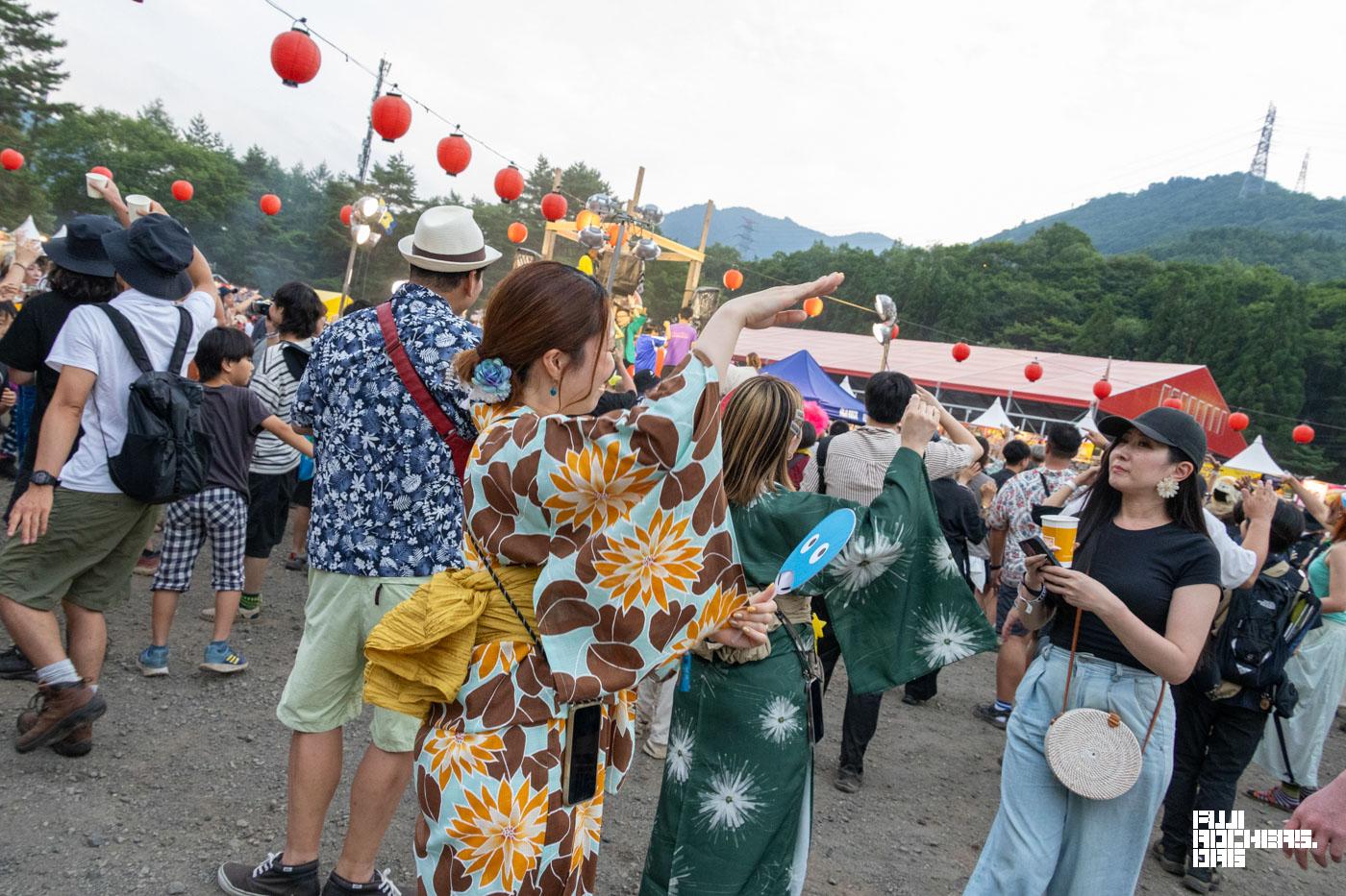 盆踊り会場はオアシス④